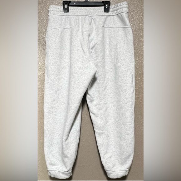 Lululemon Scuba High-Rise Cropped Joggers Activewear Yoga Workout Loungewear Gym - Picture 9 of 14